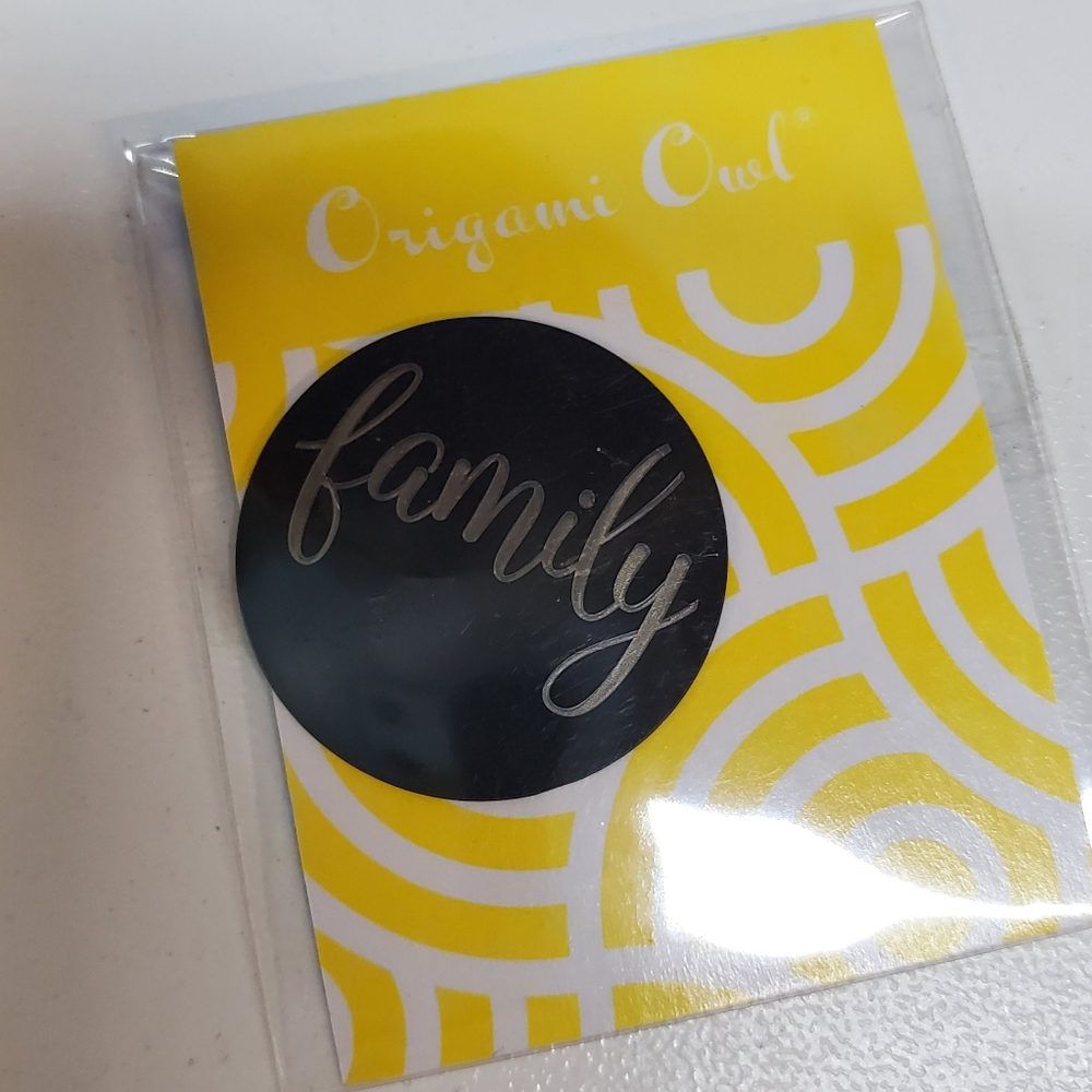Origami Owl - Brand New "Family"